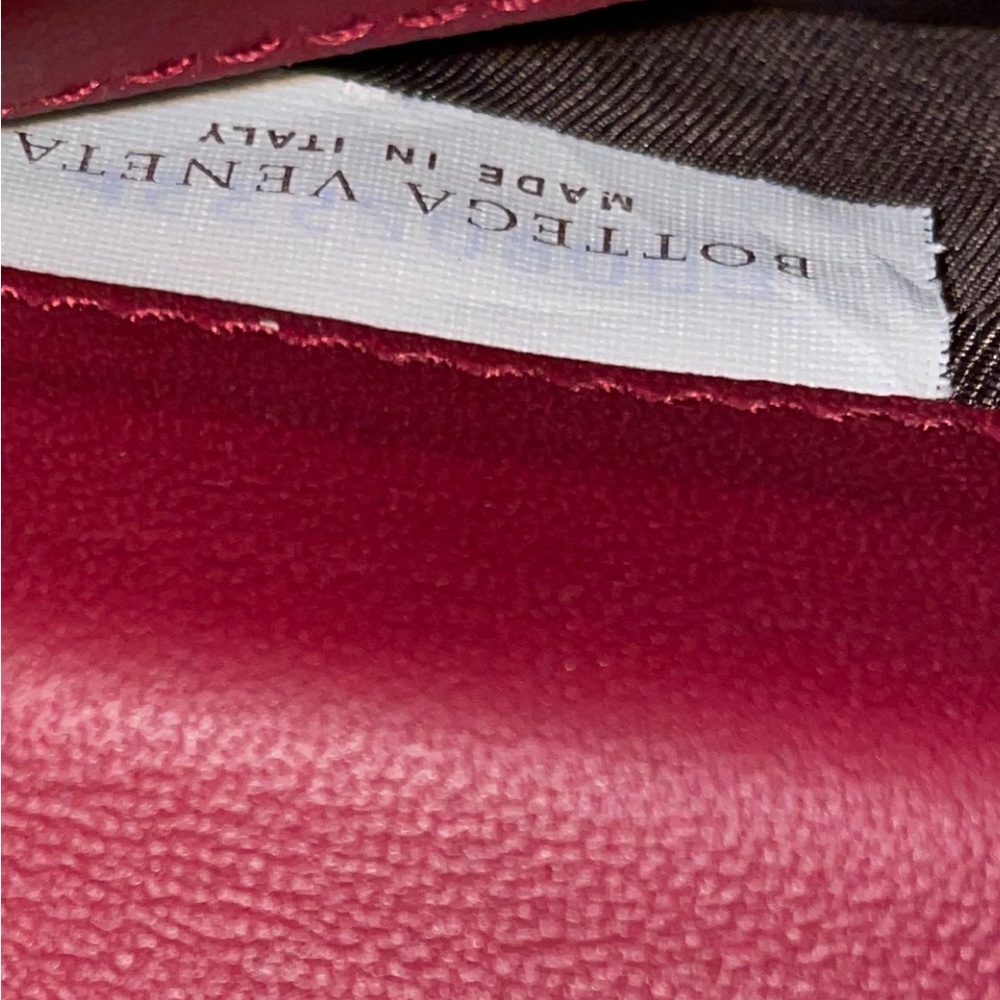Bottega Veneta Red Intrecciato Leather Continental Wallet - Picture 8 of 13